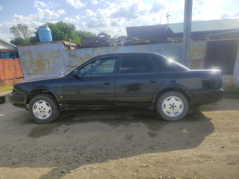 Продам Ауди 100 с4