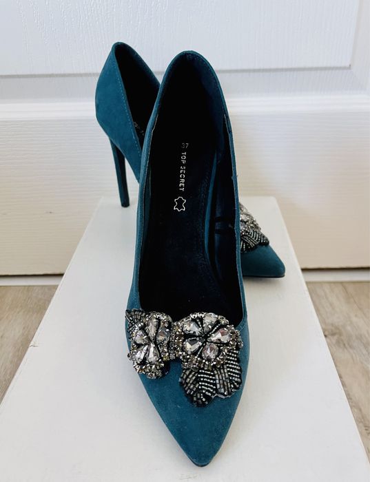 Pantofi Noi - nepurtați