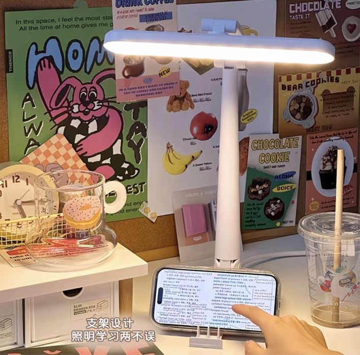 Настольная лампа