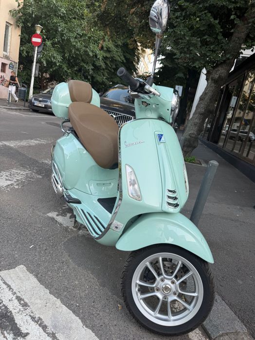 Scuter Piaggio Vespa 50cc 2023