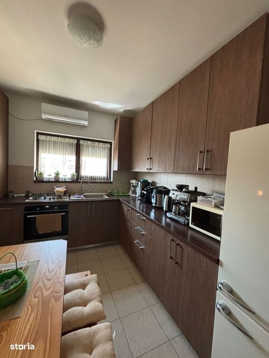 Duplex de vanzare, mobilat si utilat, in Mosnita Noua