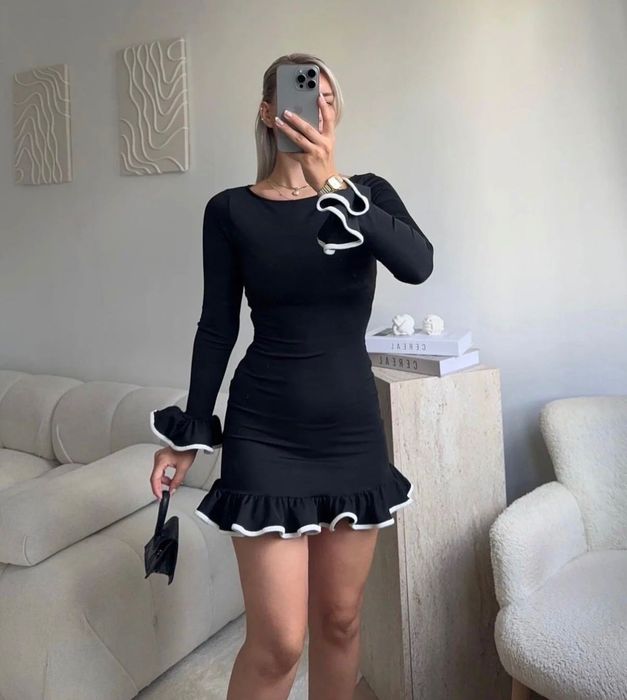 Продавам дамска рокля