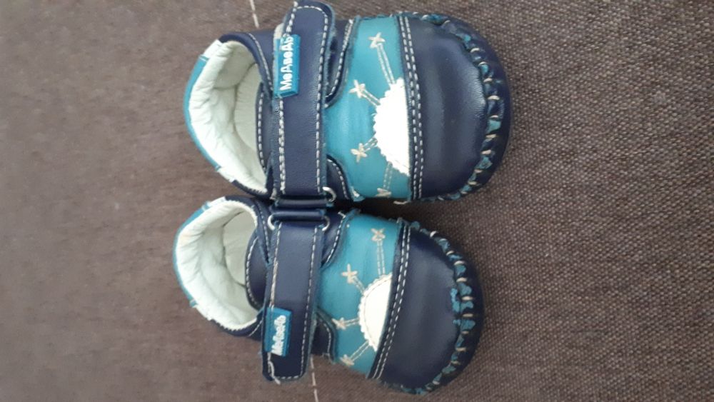 Продам ботиночки,ботинки,сапоги