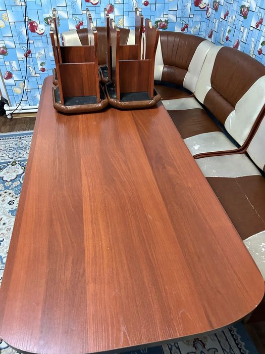 Осы заттар сатылады! Жағдайлары жақсы.