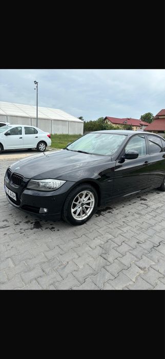Vand BMW E90 2011 184 cp de fabrica