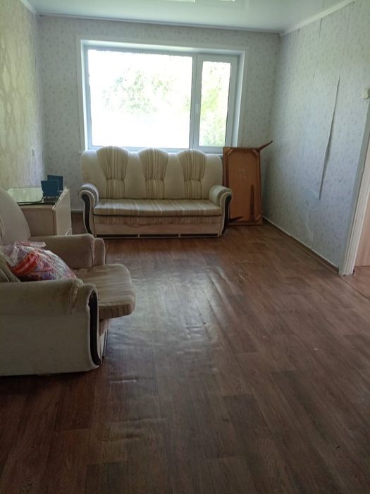 Продам 2-х комнатную кварииру в г . Тобыл