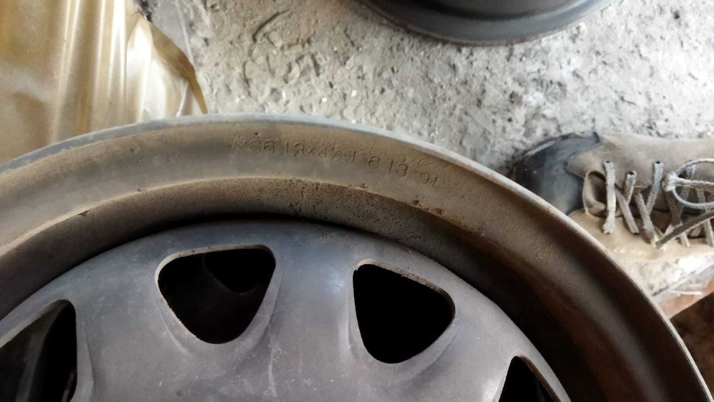 Диски автомобильные 4 шт 13R