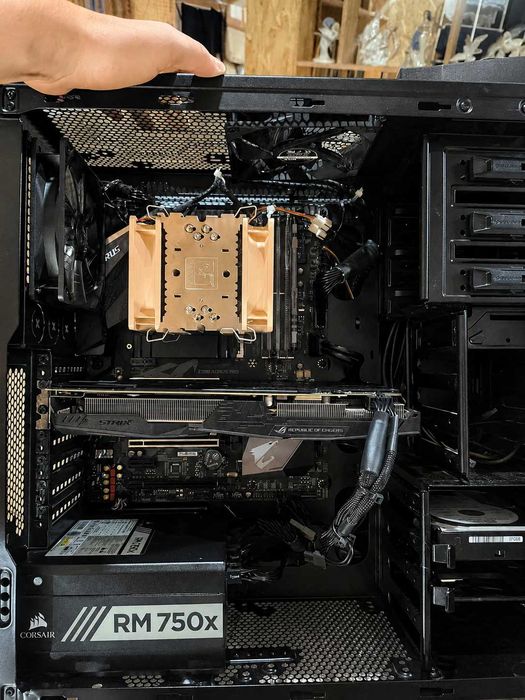 Calculator Pc Gaming i7-8700 / GTX 1060 6GB / 24GB RAM