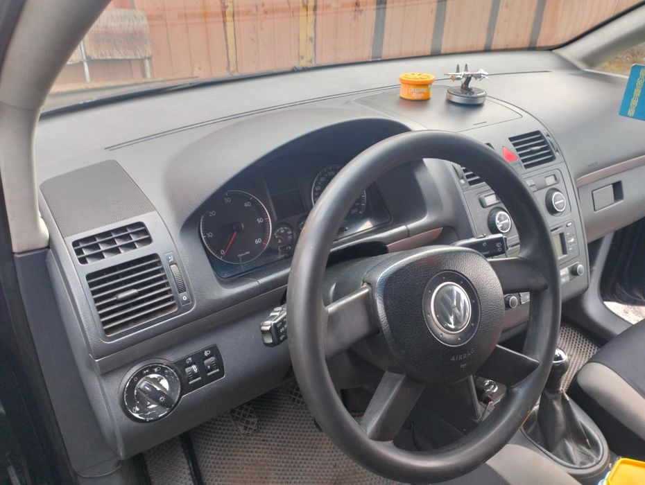 Volkswagen Touran 2003