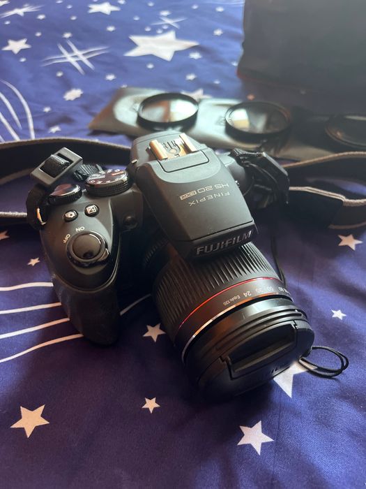Fujifilm FinePix HS20 EXR / с подарък аксесоари и безплатна доставка.