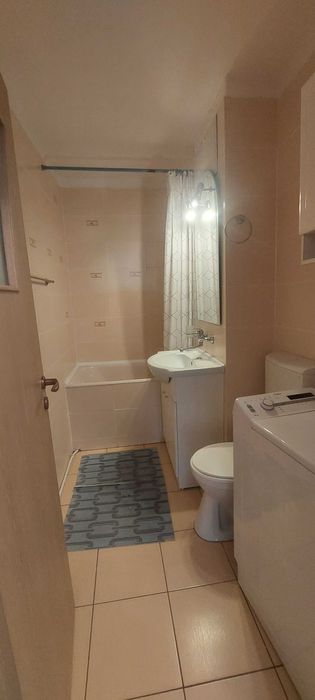 Apartament 3 camere de închiriat în Mănăștur – str. Mehedinți, etaj 7, decomandat, parcare