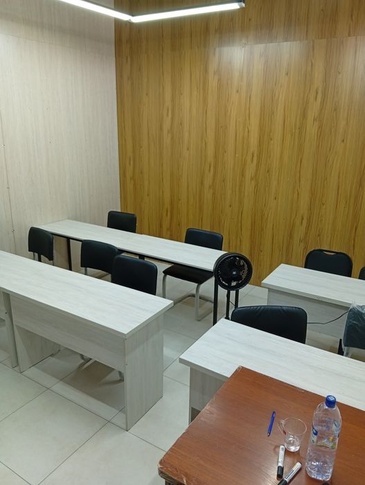 Ofis va o'quv markazi uchun hona