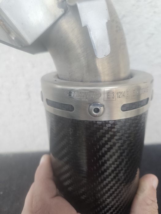 Toba/evacuare sport scurta carbon Shark pentru Suzuki gsxs 1000