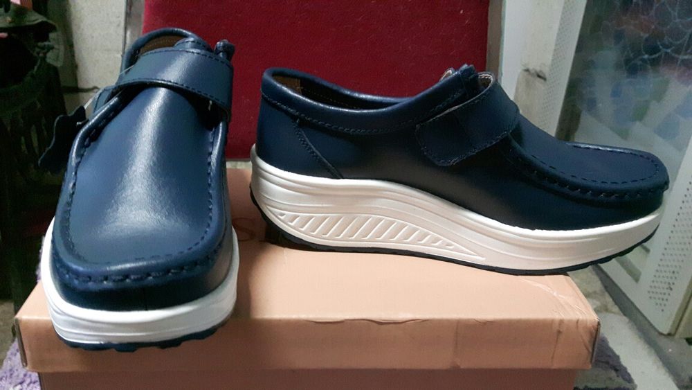 Pantofi damă piele albastru închis