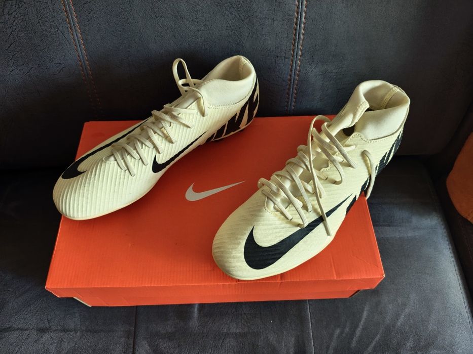 ЧИСТО НОВИ Nike Mercurial Superfly 8 Academy MG (номер 45)