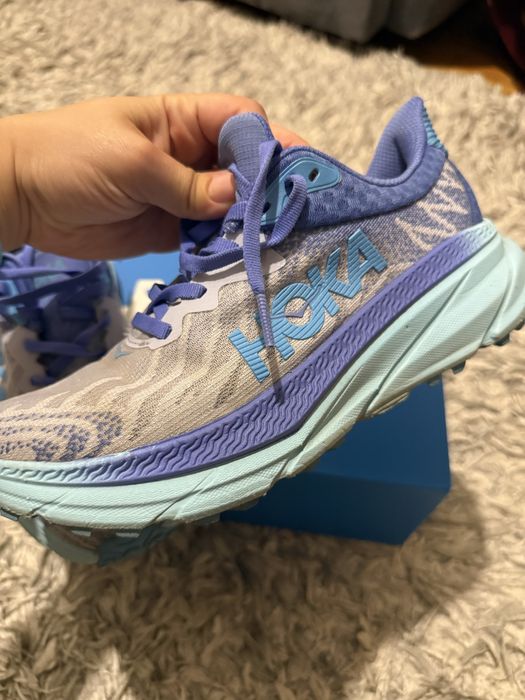 Hoka Challenger ATR 7