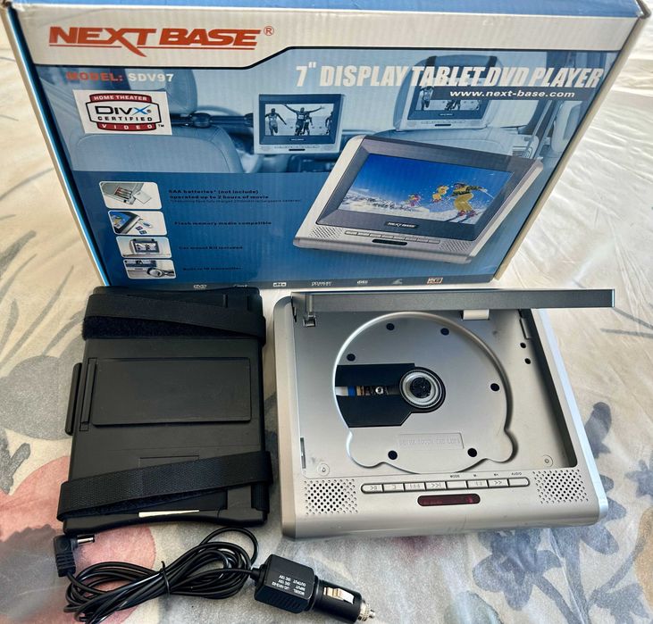 DVD плеър за автомобил NEXT BASE SDV97