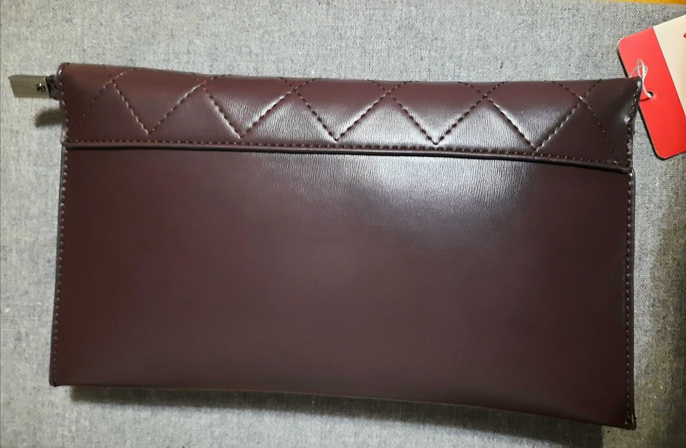 Poseta tip plic, cu lant