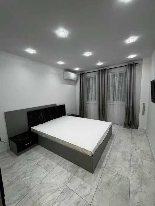 Дава се под наем Тристаен апартамент в София, Красно село - 85 кв.м за 714 € - Снимка #2