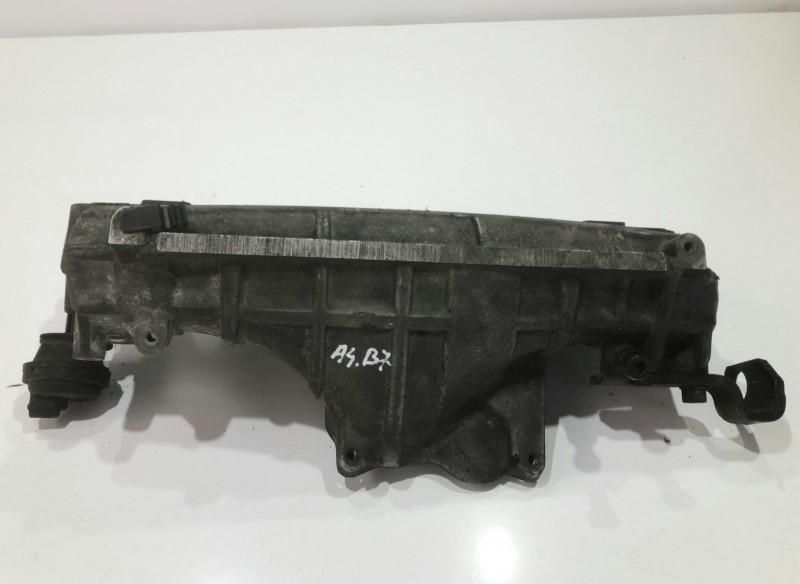 Galerie admisie cu clapete Audi A6 4F2, C6 03g129713h 2.0 tdi blb bre