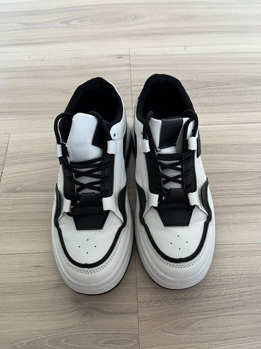 Обувки от Tendenz