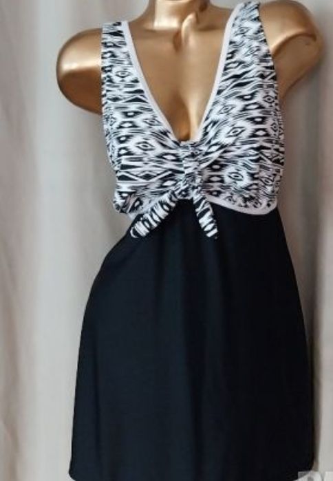 Монокина ,Бански костюми в различни,размери, цветове и модели