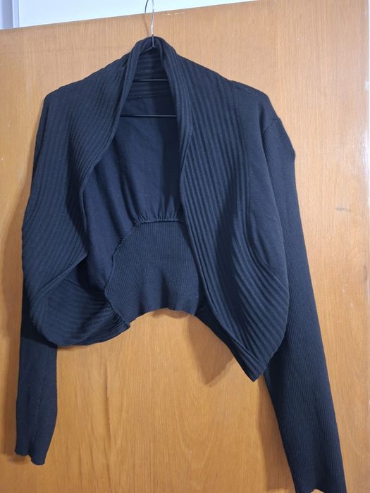 Bolero negru, elegant