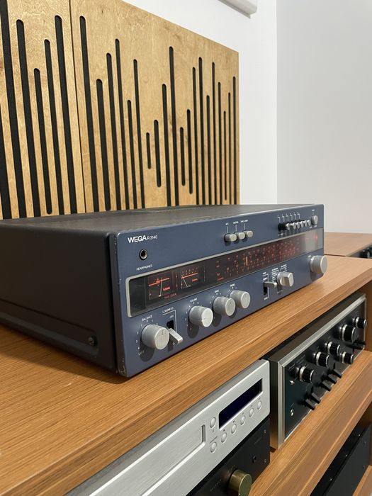 Vand / schimb amplituner ( sony )Wega R3140