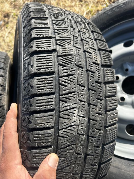 Зимные шины 185/65/R14