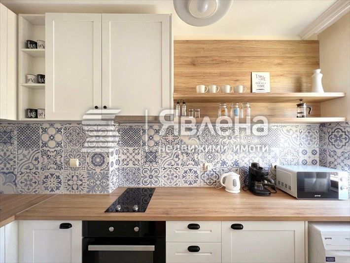 Продава се Къща в Поморие - 400 кв.м за 1200 €/кв.м - Снимка #3