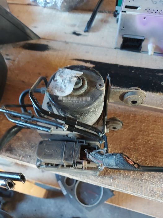 Pompa unitate abs ford focus 2