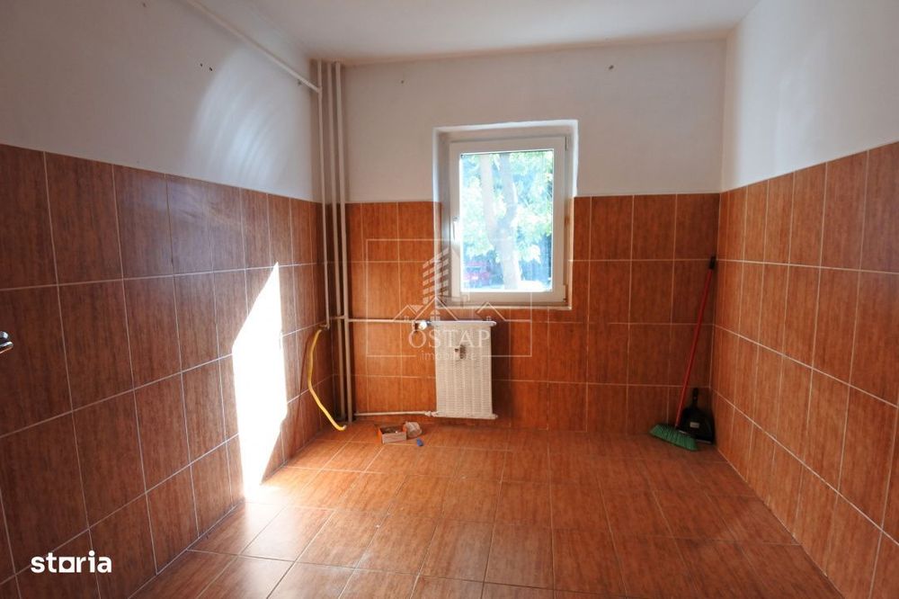 Zona Republicii-strada Bicaz-apartament 2 camere-parter inalt