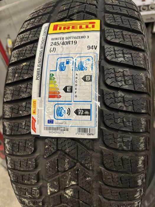 Гуми за кола 245 40 19 Pirelli