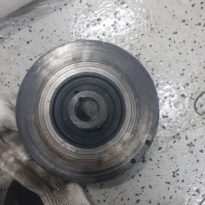 Шкив на 2jz 3 литра