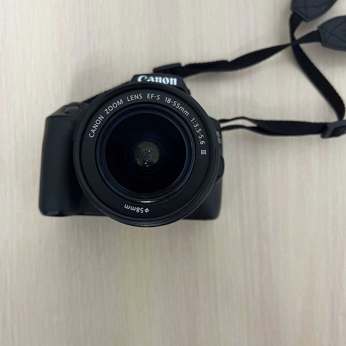 Фотоаппарат Canon 250D