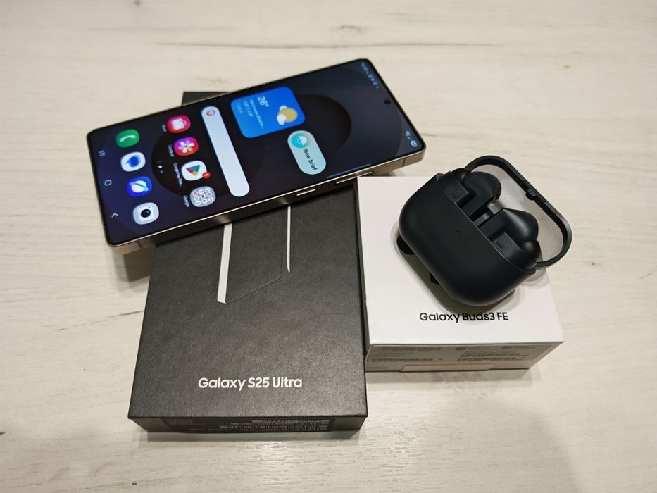 Като нов Samsung Galaxy S25 Ultra 512 GB Гаранция