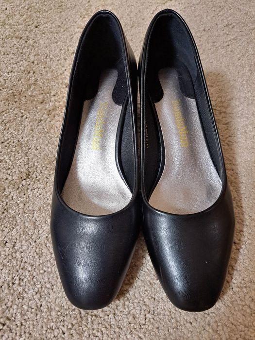 Туфли женские черные