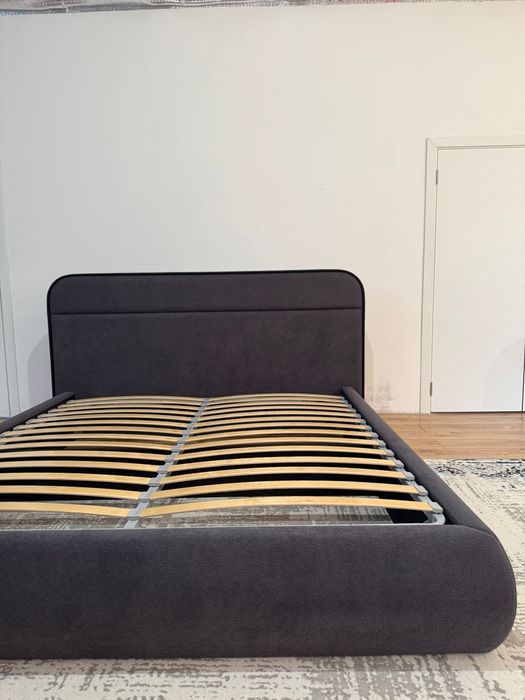 Кровать размер 200×180