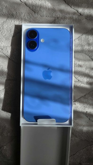 Iphone 16 plus 256gb Чисто Нов