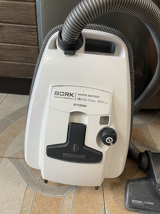 Пылесос BORK v700