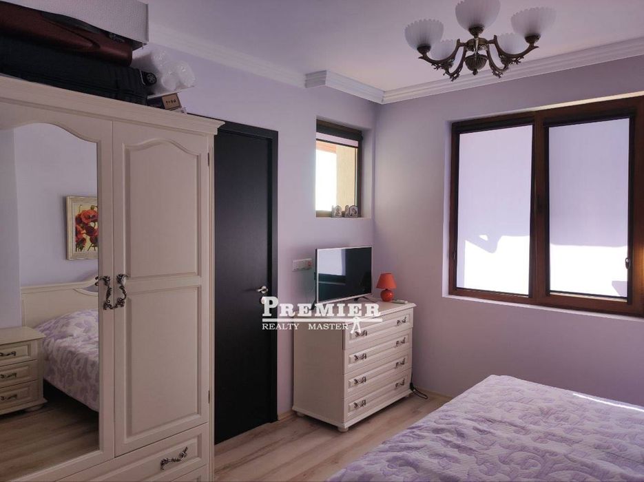 Продава се Четиристаен апартамент в Свети Влас - 150 кв.м за 1667 €/кв.м - Снимка #9