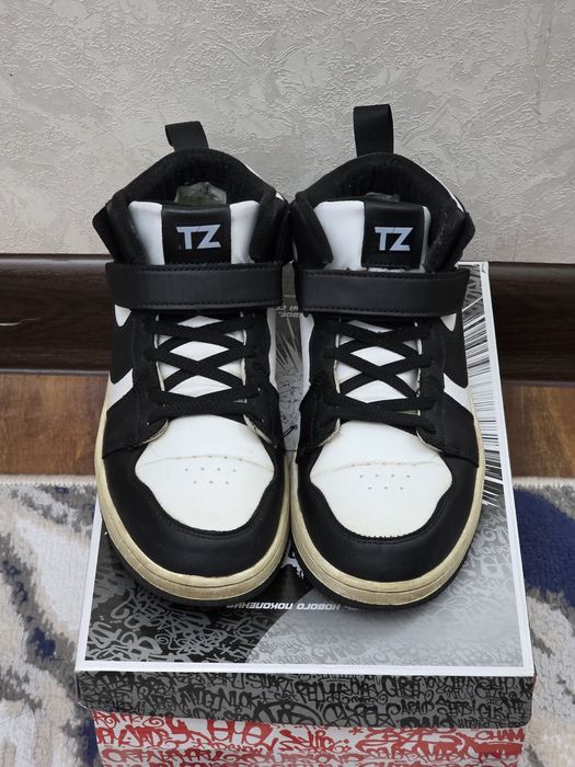 Продам зимнюю обувь