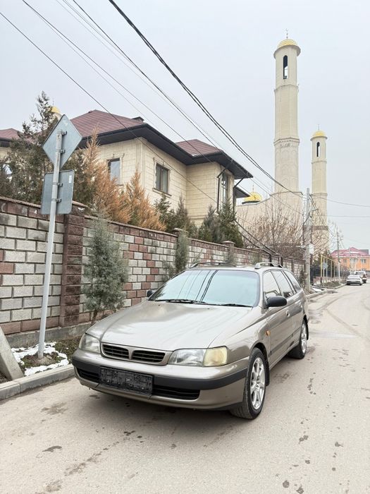 Toyota caldina 1996г