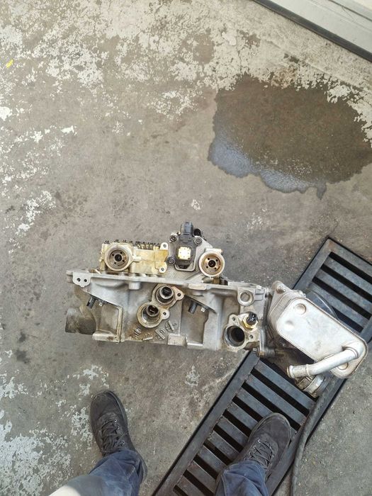 Глава за N52B30 и части за мотор