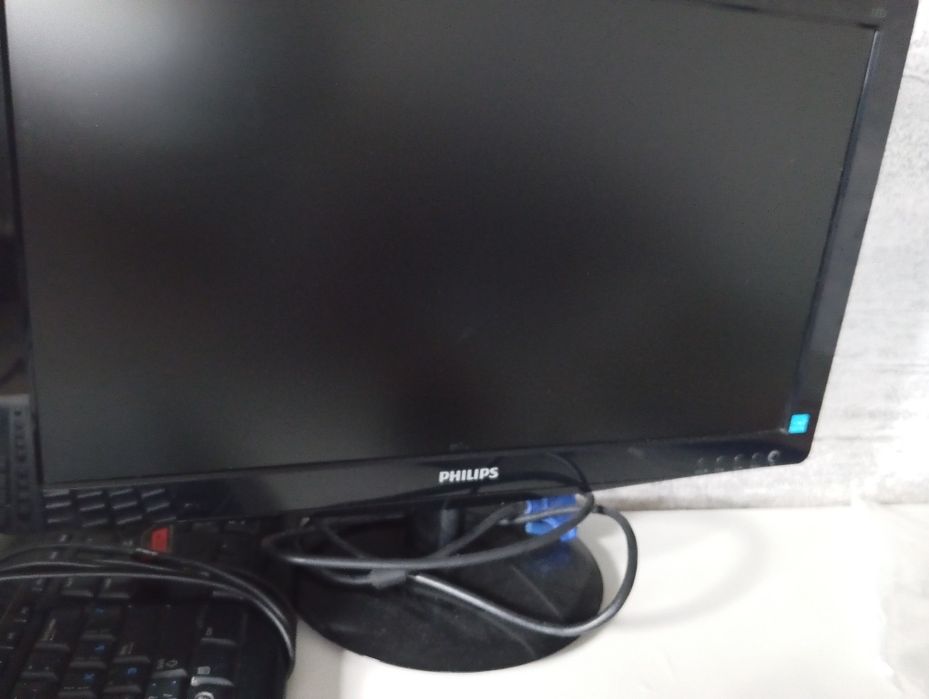 Продам монитор филлипс
