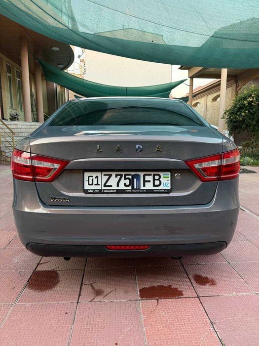 LADA VESTA сотилади