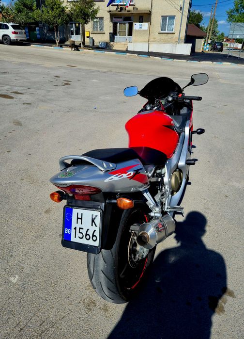 Honda Cbr 600 F4i