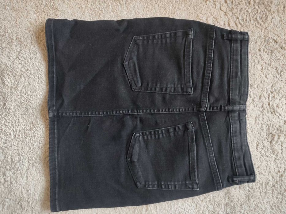 Дамска черна пола Zara