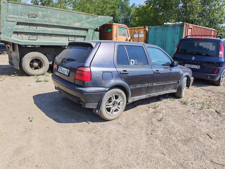 Продам VW GOLF 3