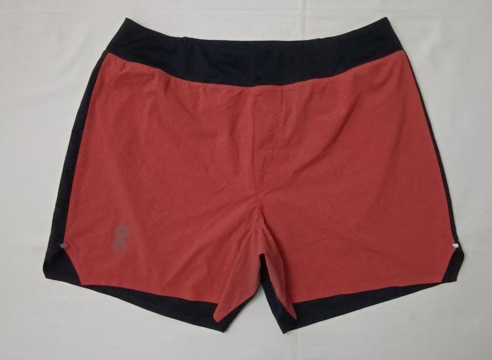 On Running Lightweight Shorts оригинални гащета M спорт фитнес шорти бягане
